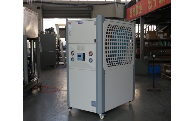 8P风冷式工业冷水机